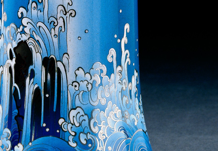 Waterfall vase by Namikawa Yasuyuki, Japan, about 1910-1915 (Museum no. EA2002.177)