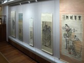 Chinese Paintings Gallery - Beauties and Heroes exhibition hanging scrolls. © Ashmolean Museum, University of Oxford