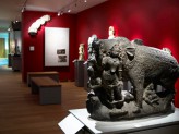 India gallery showing freestanding sculptures. © Ashmolean Museum, University of Oxford
