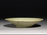 Greenware dish with foliated rim