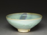 Bowl with purple splash