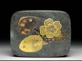 Kobako, or small box, with flowers and shells