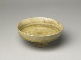 Greenware stem dish with acanthus leaf