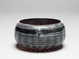 Marvered glass bowl