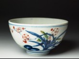 Bowl with floral decoration