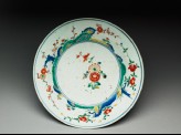 Plate with central spray of chrysanthemums