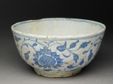 Bowl with bird and peonies