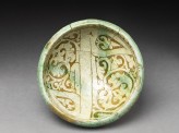 Bowl with vegetal decoration