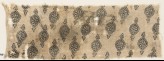 Textile fragment with ovals tipped with fleurs-de-lys (EA1990.456)