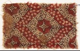 Textile fragment with quatrefoils and heart-shaped petals (EA1990.773)