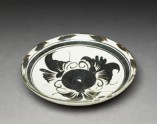 Cizhou type dish with floral decoration