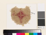 Textile fragment with diamond-shape