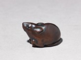 Netsuke in the form of a mouse (EA1996.35)