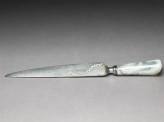 Kard, or dagger, with an agate hilt (EA1998.36)
