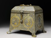 Casket with figural decoration