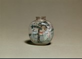 Snuff bottle with figures by a tree