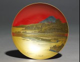 Sake cup depicting a lake in front of Mount Fuji (EAX.1138)