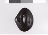 Cupped tsuba in the form of a clam shell (EAX.10088)