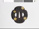 Mokkō-shaped tsuba with trails of clematis (EAX.10299)