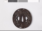 Tsuba with sea shells