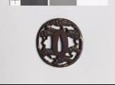 Tsuba with pine tree (EAX.10532)