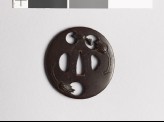 Lenticular tsuba with egg fruits