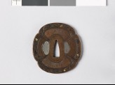 Mokkō-shaped tsuba with grape vine (EAX.10901.b)