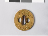 Tsuba with heraldic flowers (EAX.10904)