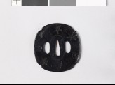 Mokkō-shaped tsuba with snow crystals (EAX.10913)