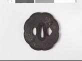 Lobed tsuba with paulownia leaves (EAX.11120)