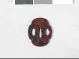 Mokkō-shaped tsuba with wood grain decoration