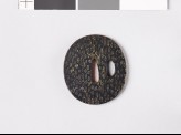 Tsuba with wood grain decoration (EAX.11188)