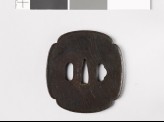 Mokkō-shaped tsuba with raised edge