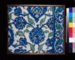 Frieze tile with floral decoration