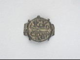 Oval ring-bezel with mirrored inscription (LI897.1)