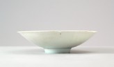 White ware dish with floral decoration (LI1301.54)