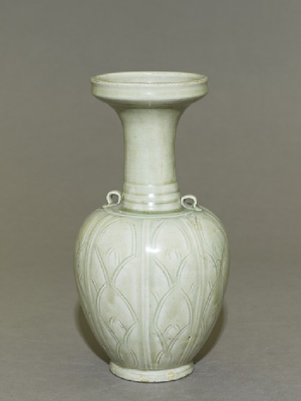 Greenware vase with floral decorationoblique