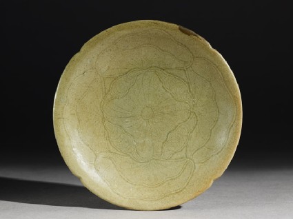 Greenware saucer dish with a lotus flowertop