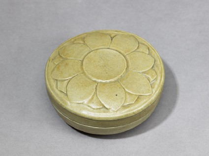 Greenware box with lotus floweroblique