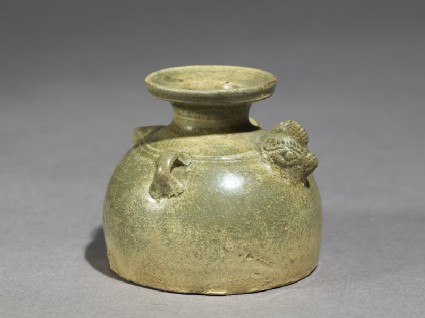 Greenware miniature ewer with chickenoblique