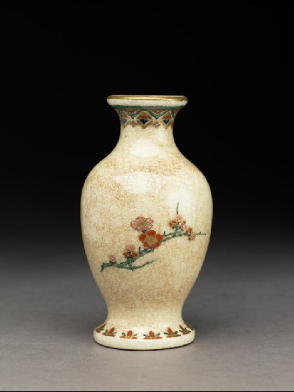 Satsuma baluster vase with plum blossomfront