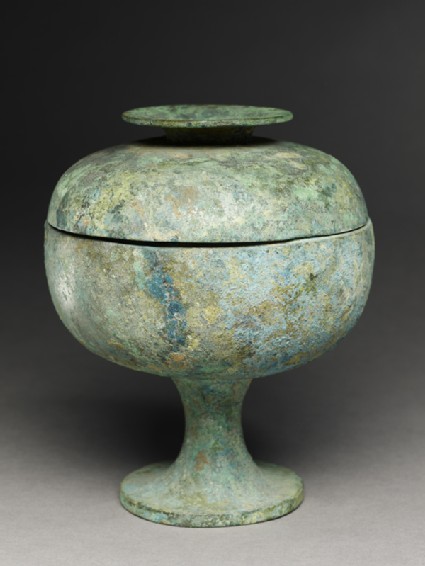 Ritual food vessel, or douoblique