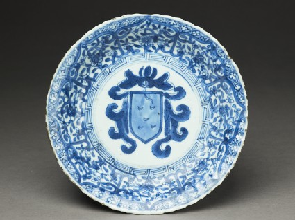 Blue-and-white dish with the Portuguese arms of Pintotop