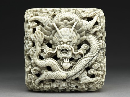 Ivory seal with dragontop
