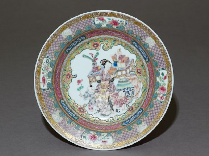 'Ruby-back' dish with domestic settingtop