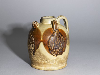 Changsha ware ewer with birds and flowersoblique