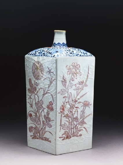 Square bottle with floral decorationside