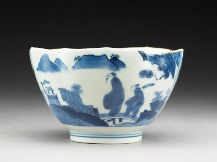 Petalled bowl with 'Deshima Island' themeside