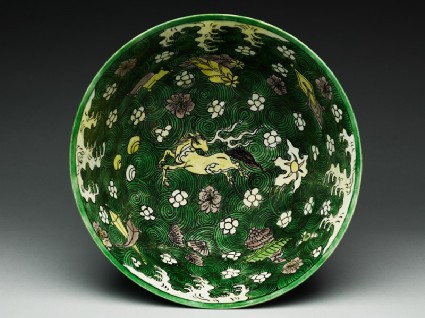 Bowl with horses amid wavestop