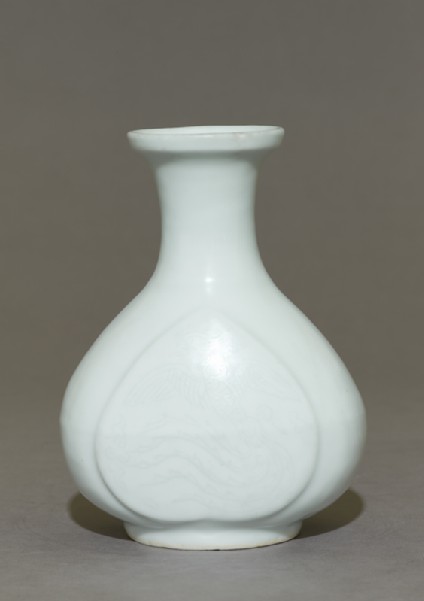 Vase with phoenixside